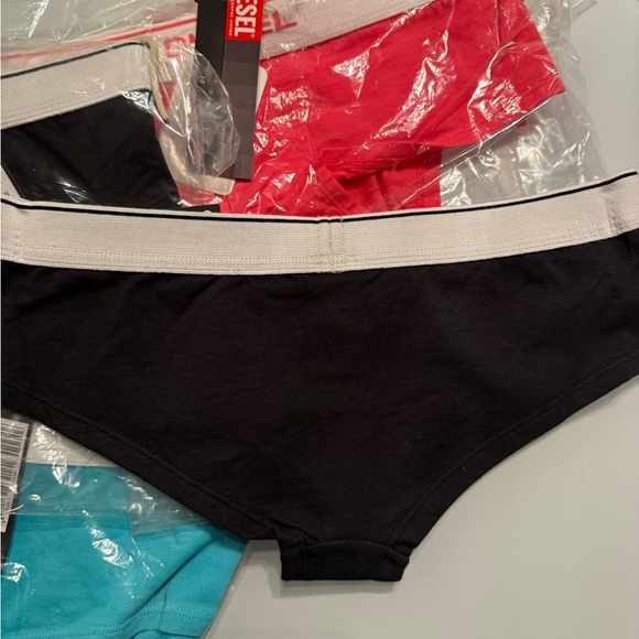 NEW DIESEL WOMENS UNDERWEAR 4 PACK - Picture 3 of 8